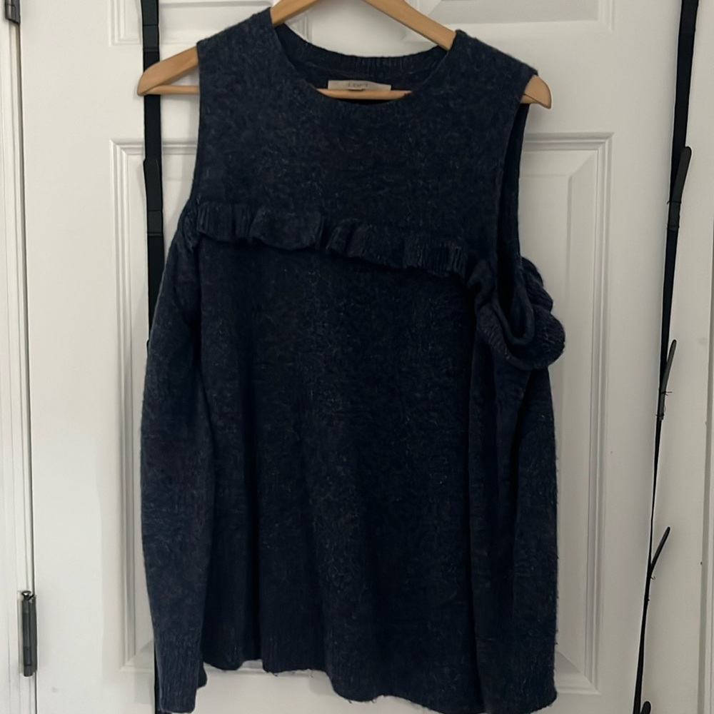 Ann Taylor loft open shoulder sling sleeve top